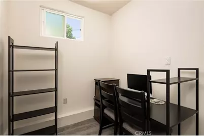 18813 Cantlay St, Reseda, CA 91335 - Photo 23