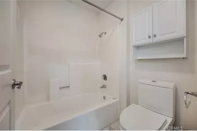 5500 Owensmouth #218, Woodland Hills, CA 91367 - Photo 13