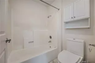 5500 Owensmouth, Woodland Hills, CA 91367 - Photo 13