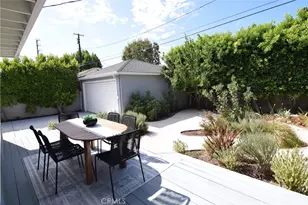 16839 Weddington St, Encino, CA 91436 - Photo 33
