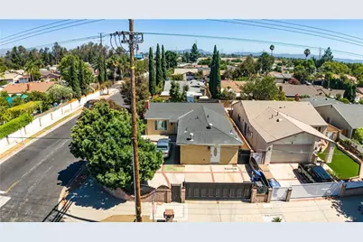 13200 13202 Wentworth Street, Arleta, CA 91331 - Photo 33