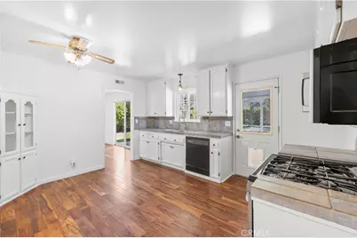 1394 Parkhurst, Simi Valley, CA 93065 - Photo 63
