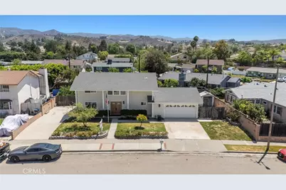 1394 Parkhurst, Simi Valley, CA 93065 - Photo 9