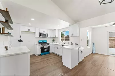 37007 Via Del Rio, Palmdale, CA 93550 - Photo 13