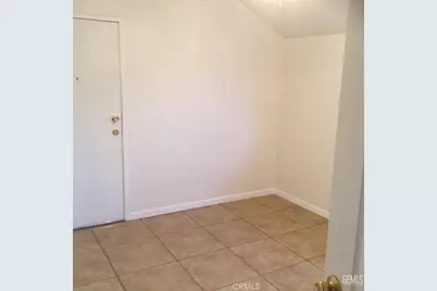 121 Roberts, Bakersfield, CA 93308 - Photo 9