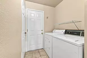 42515 Carriage Way, Quartz Hill, CA 93536 - Photo 25