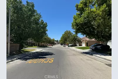 2759 Legends, Lancaster, CA 93536 - Photo 57