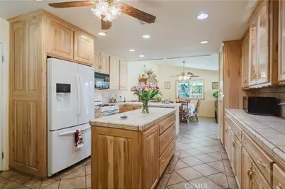 6314 Almond Valley Way, Quartz Hill, CA 93536 - Photo 15
