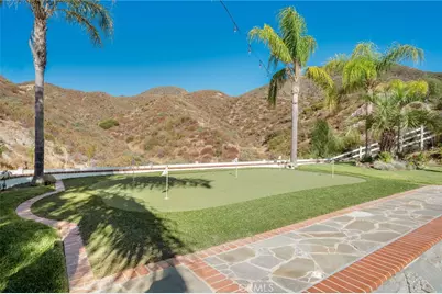 15263 Saddleback Road, Canyon Country, CA 91387 - Photo 49