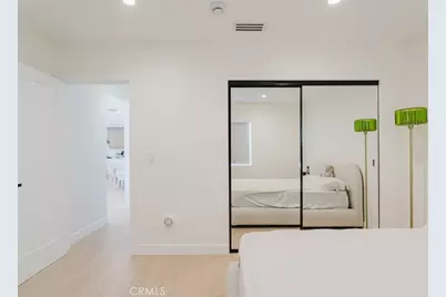 11026 Fleetwood Street, Los Angeles, CA 91352 - Photo 33