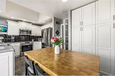 25317 Via Brasa, Valencia, CA 91355 - Photo 7