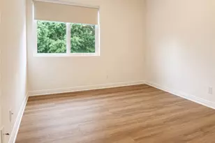 10636 Woodley, Granada Hills, CA 91344 - Photo 15