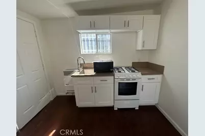 623 W 78th, Los Angeles, CA 90044 - Photo 9