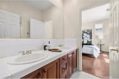 26839 Augusta, Valencia, CA 91355 - Photo 33