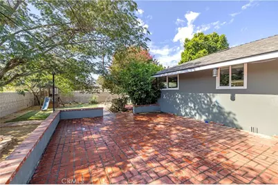 18600 Gilmore Street, Reseda, CA 91335 - Photo 27