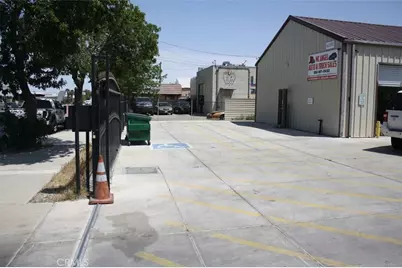45240 Trevor, Lancaster, CA 93534 - Photo 3