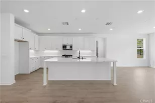 28847 Appaloosa Pl, Castaic, CA 91384 - Photo 3