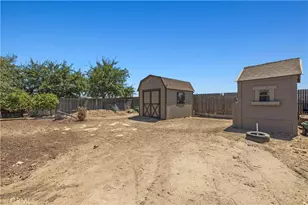 6303 Hathaway, Bakersfield, CA 93313 - Photo 51