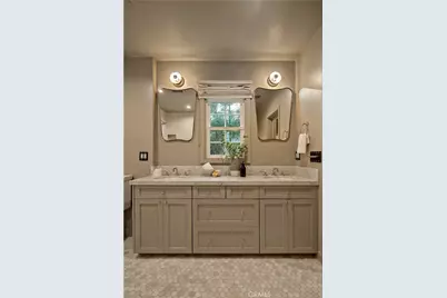 13308 Valley Vista Boulevard, Sherman Oaks, CA 91423 - Photo 19