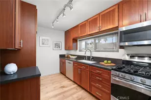 4018 Redwood Ave, Los Angeles, CA 90066 - Photo 11