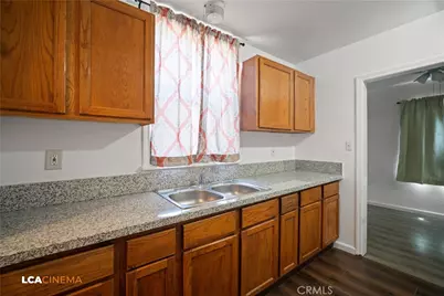 730 Oregon, Bakersfield, CA 93305 - Photo 3