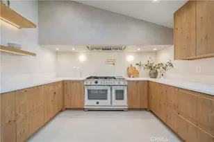 3636 Camino de la Cumbre, Sherman Oaks, CA 91423 - Photo 23