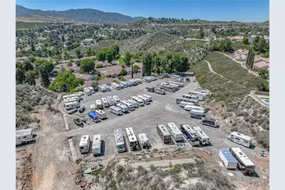 19545 Brendle, Newhall, CA 91321 - Photo 35