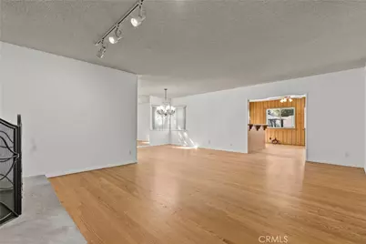15933 Tupper Street, North Hills, CA 91343 - Photo 27