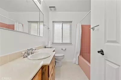 15933 Tupper Street, North Hills, CA 91343 - Photo 51