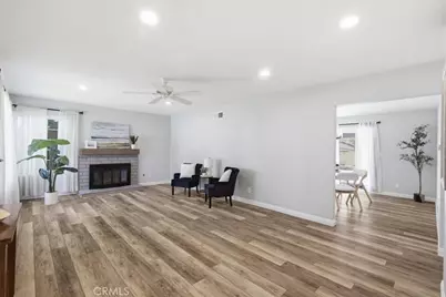 26824 Las Mananitas, Valencia, CA 91354 - Photo 3