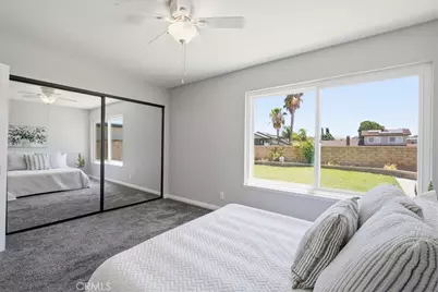 26824 Las Mananitas, Valencia, CA 91354 - Photo 9