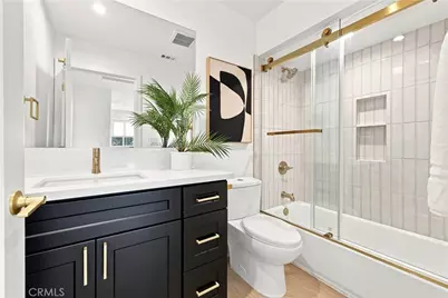 13369 W Cellest Parkway, Pacoima, CA 91331 - Photo 25