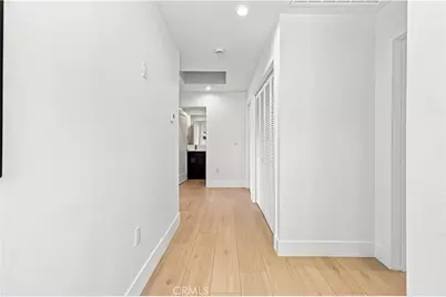 13369 W Cellest Parkway, Pacoima, CA 91331 - Photo 15