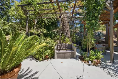 8416 Fable, West Hills, CA 91304 - Photo 43