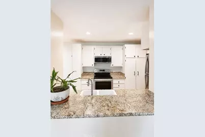25736 Player #R4, Valencia, CA 91355 - Photo 9