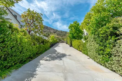 1686 Sycamore Canyon, Westlake Village, CA 91361 - Photo 41