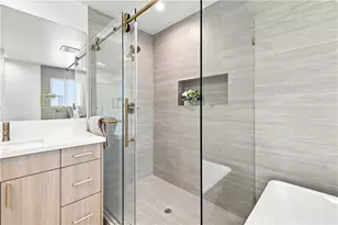 13357 W Cellest Pkwy, Pacoima, CA 91331 - Photo 33