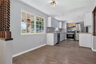 19448 Blythe, Reseda, CA 91335 - Photo 9