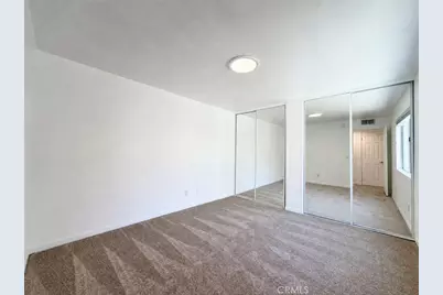 21500 Burbank #328, Woodland Hills, CA 91367 - Photo 29