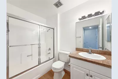 21500 Burbank #328, Woodland Hills, CA 91367 - Photo 31