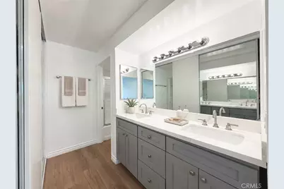 21500 Burbank #328, Woodland Hills, CA 91367 - Photo 5