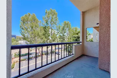 21500 Burbank #328, Woodland Hills, CA 91367 - Photo 33