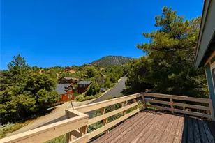 1913 Pioneer Way, Pine Mountain Club, CA 93222 - Photo 11