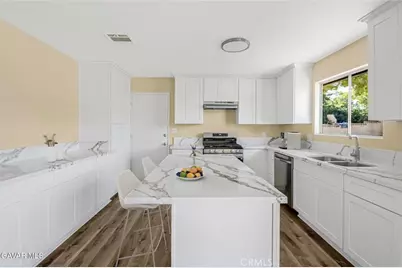 13116 E East Avenue W10, Pearblossom, CA 93553 - Photo 9
