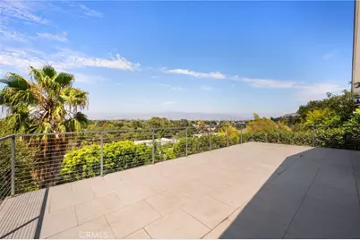 11553 Sunshine Terrace, Studio City, CA 91604 - Photo 3