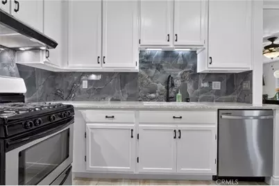 6491 Twin Circle Lane #5, Simi Valley, CA 93063 - Photo 3