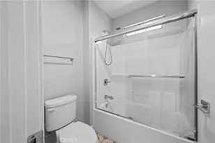 15607 W Lilli Way, Van Nuys, CA 91406 - Photo 19