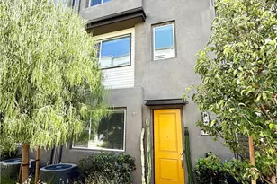 18449 W Mural, Northridge, CA 91325 - Photo 3