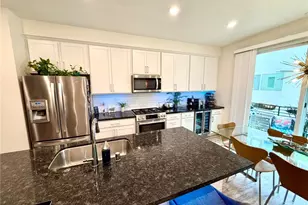 18449 W Mural, Northridge, CA 91325 - Photo 15