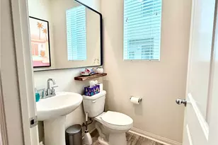 18449 W Mural, Northridge, CA 91325 - Photo 13